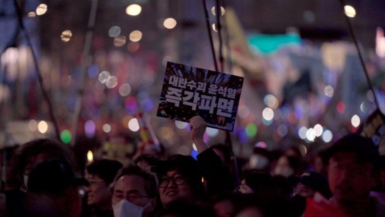 Revolution of Light, Defending Democracy