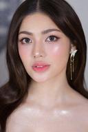 Jane De Leon